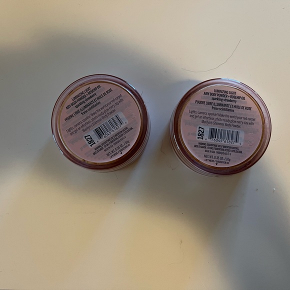 2 Pack HARD CANDY BODY POWDER + ROSEHIP OIL #1827 SPARKLING STRAWBERRY - Picture 2 of 4